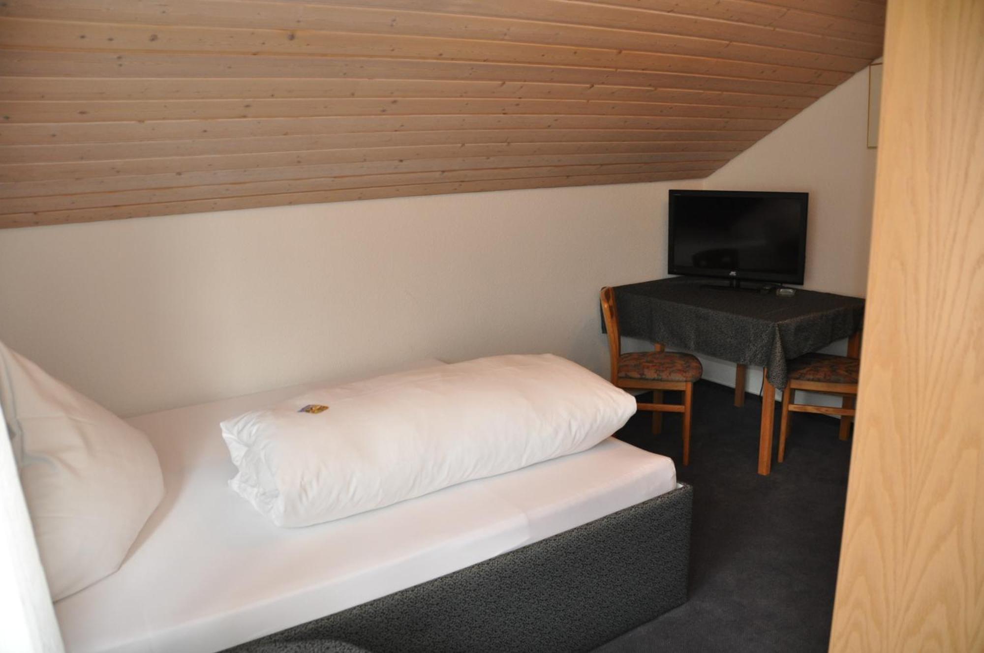 Gaestehaus Ullmannshof Kirchheim am Neckar Værelse billede