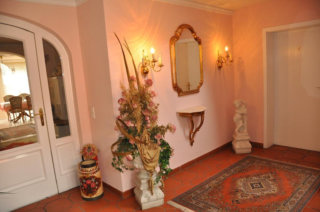 Gaestehaus Ullmannshof Kirchheim am Neckar Eksteriør billede